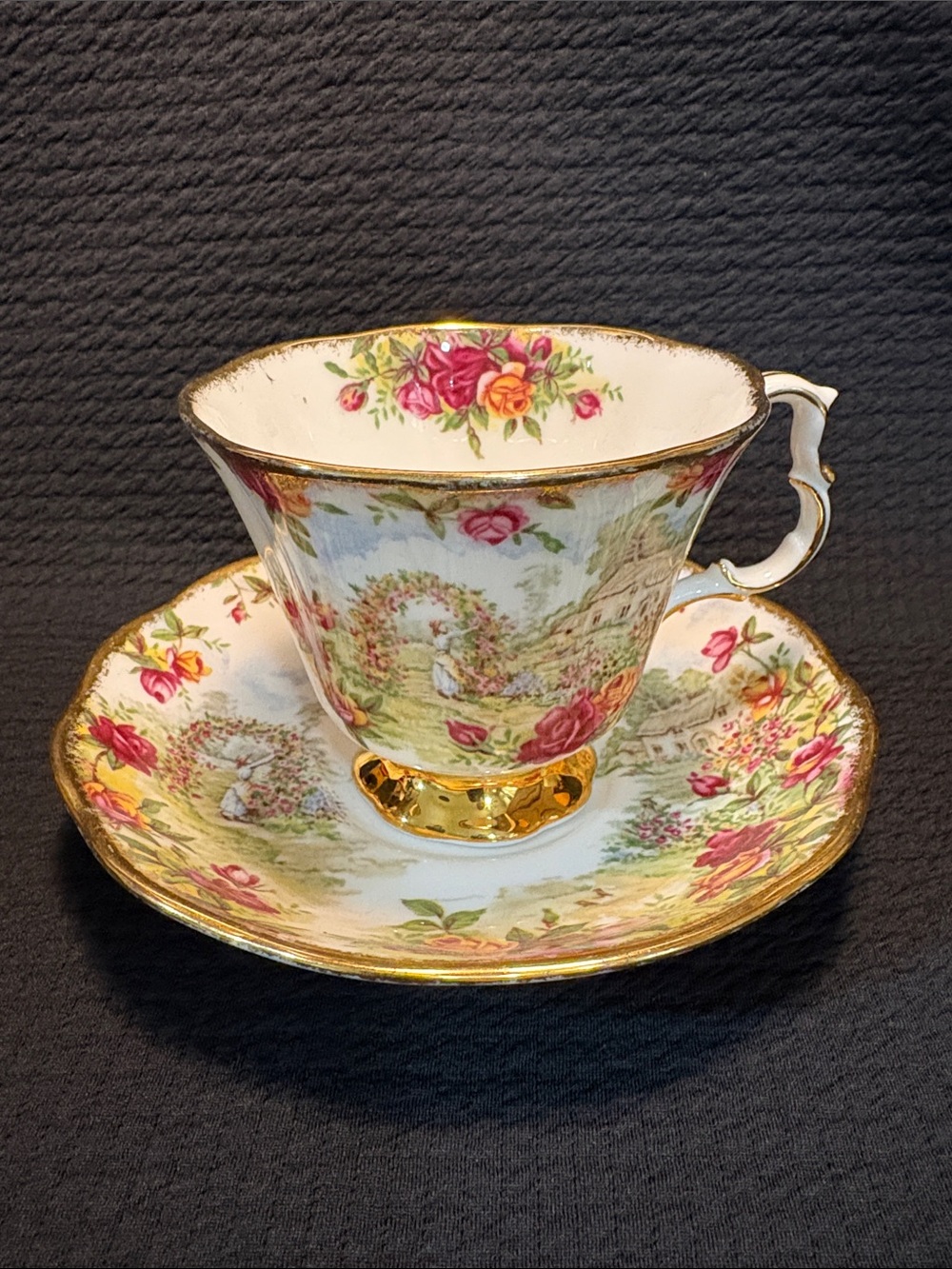 Royal Albert Teacup & Saucer Set.    A celebration of Old Country Roses!